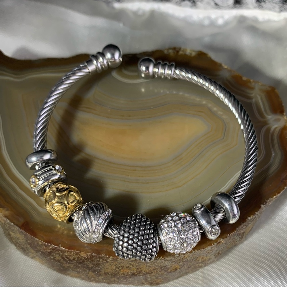 SILVER TONE CABLE CUFF CHARM BRACELET
